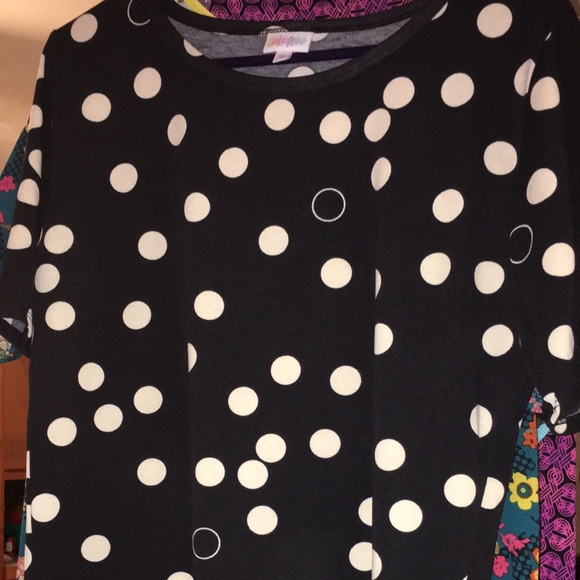 Lula Roe black and white T. - Picture 1 of 2